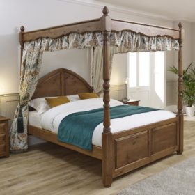 Traditional Solid Wood Four Poster Bed