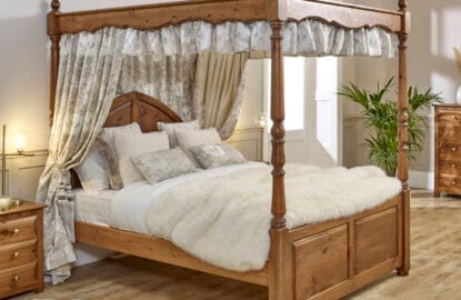 Four Poster Bed with William Morris Drapes