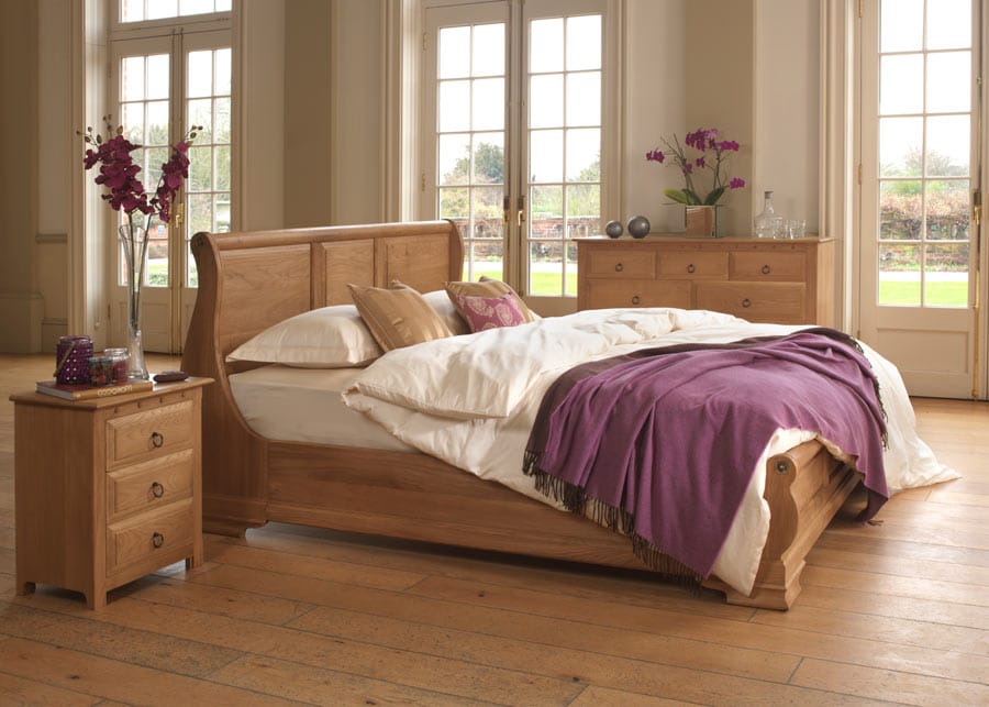 Oak Sleigh Bed with Chest of Drawers and Bedside Cabinet