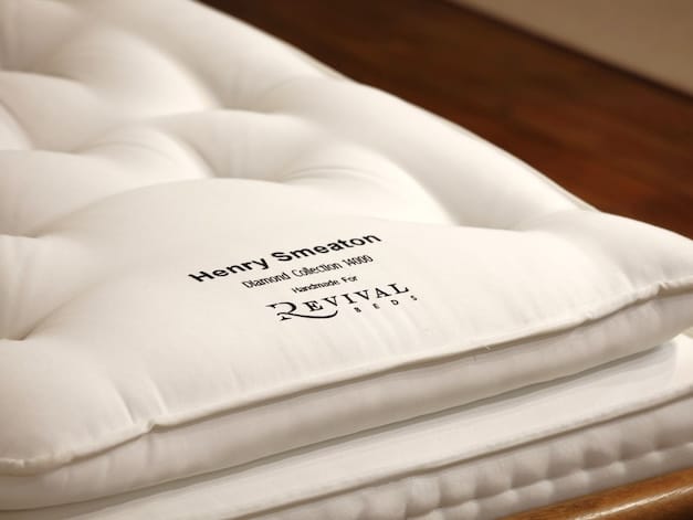 Close Up Detail of Henry Smeaton Diamond 14000 Mattress