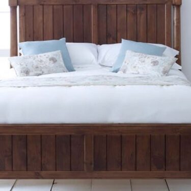 New England Shaker Bed
