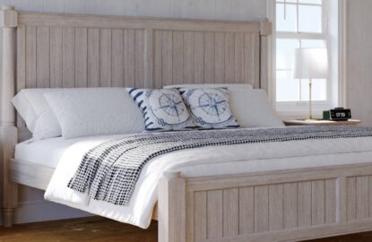 New England Shaker Bed in Limed Oak