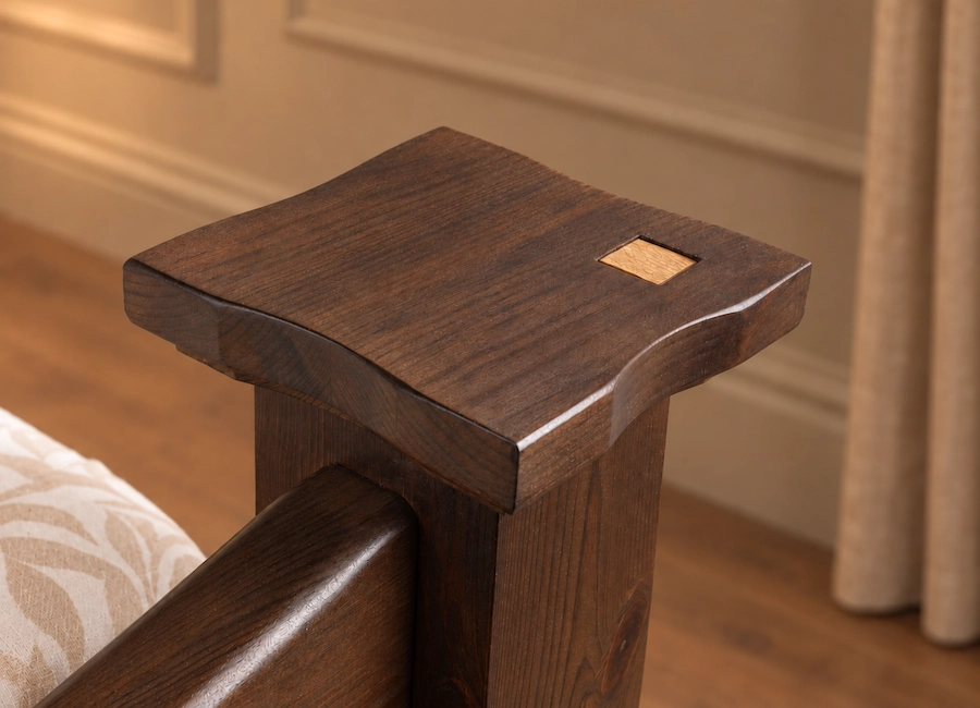 Mackintosh Foot Detail
